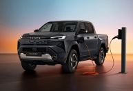 Nova Toyota Hilux é revelada com versões híbrida, elétrica e hidrogênio