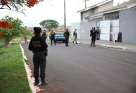 Operação mira policiais militares por agiotagem e extorsão em Goiás