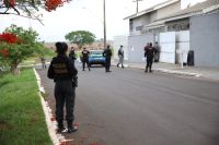 Operação mira policiais militares por agiotagem e extorsão em Goiás