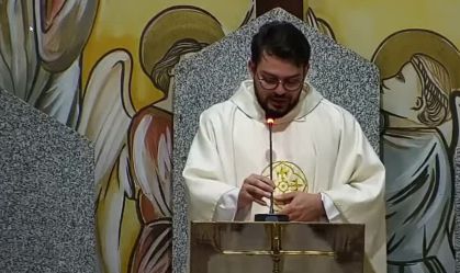 Padre explica “leilão” de cueca por R$ 3 mil em Tocantins