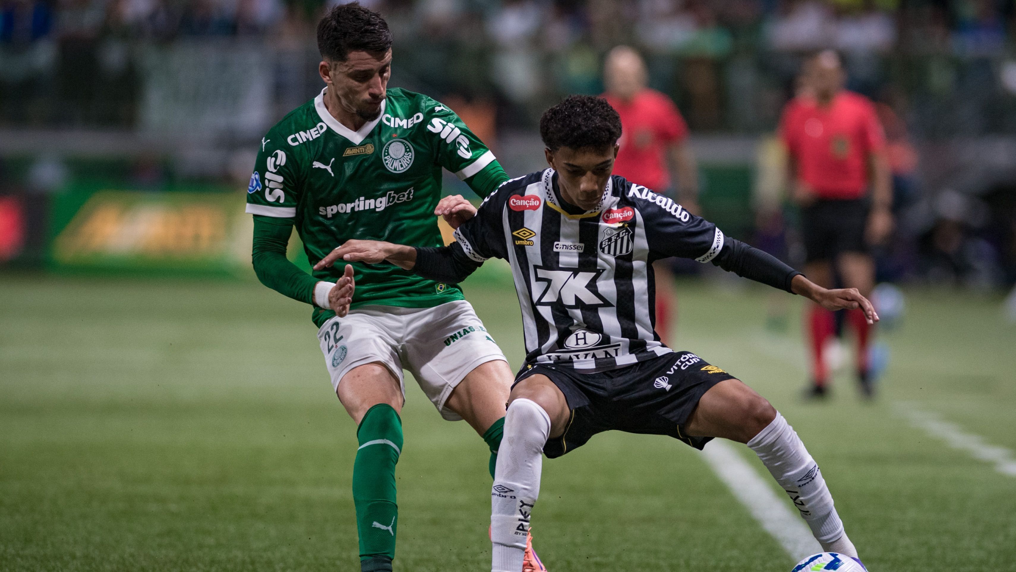Robinho Jr. tenta lance em Palmeiras x Santos