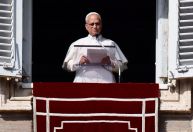 Papa Leão XIV expressa preocupação com Irã e pede fim da violência