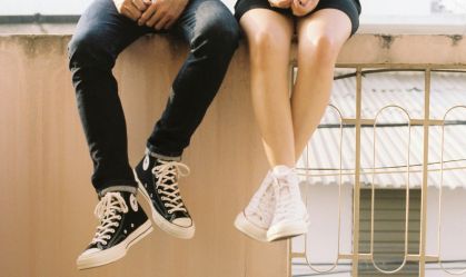 "Juntados" ultrapassam casados no civil e religioso, aponta IBGE