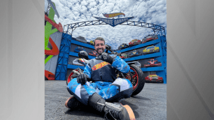 Motociclista morre durante apresentação no Beto Carrero World