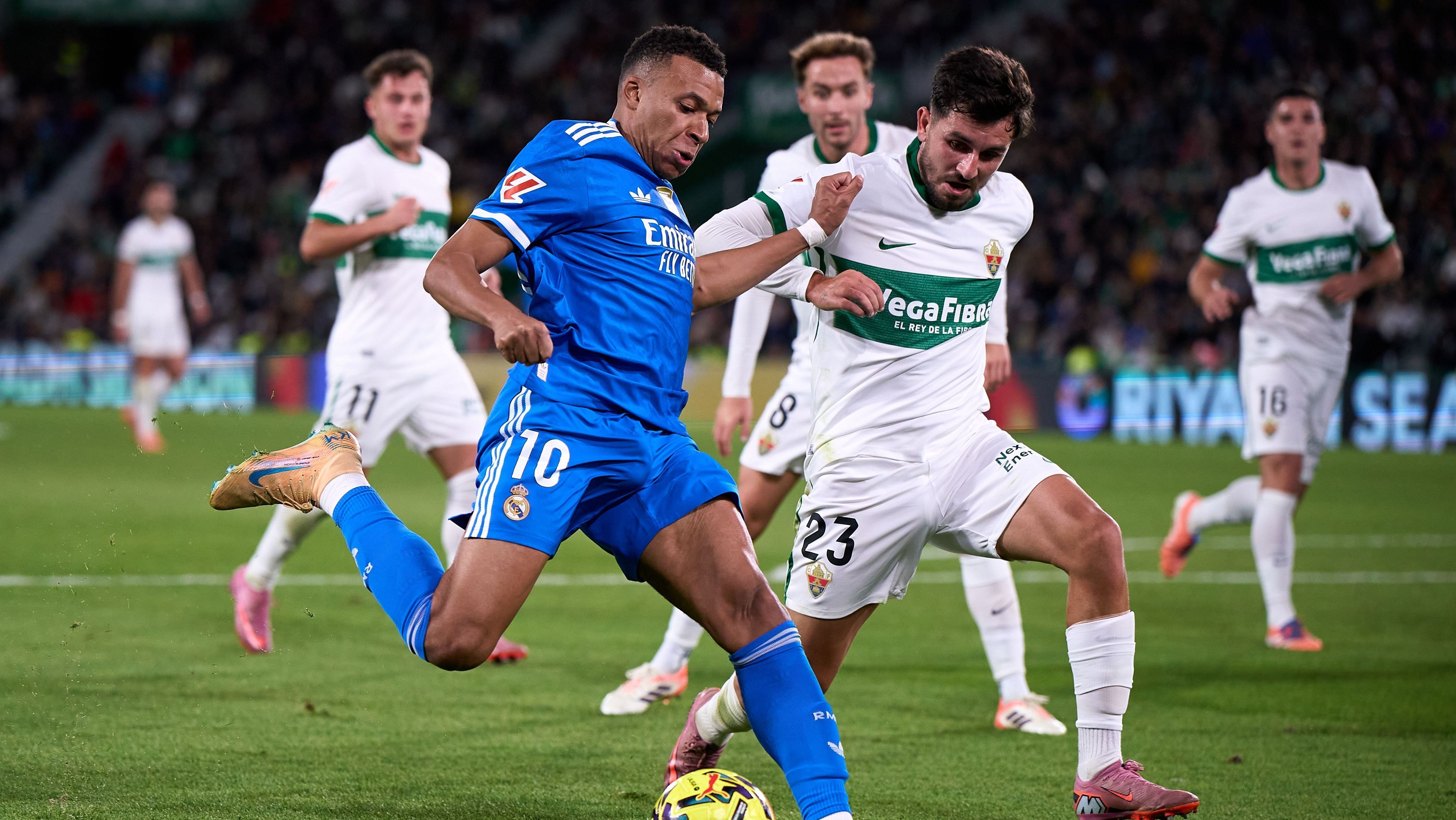 Duelo entre Real Madrid e Elche, pela La Liga