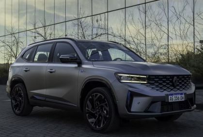 Renault Koleos: SUV híbrido é confirmado para o Brasil em 2026