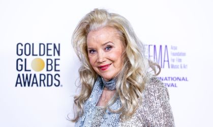 Morre aos 84 anos Sally Kirkland, atriz indicada ao Oscar