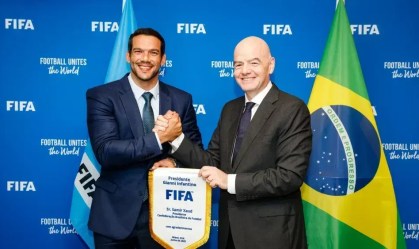 Samir Xaud e Gianni Infantino, presidente da Fifa