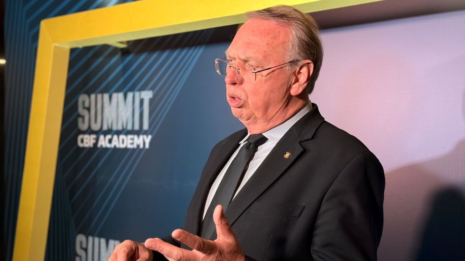 Osmar Stabile, presidente do Corinthians