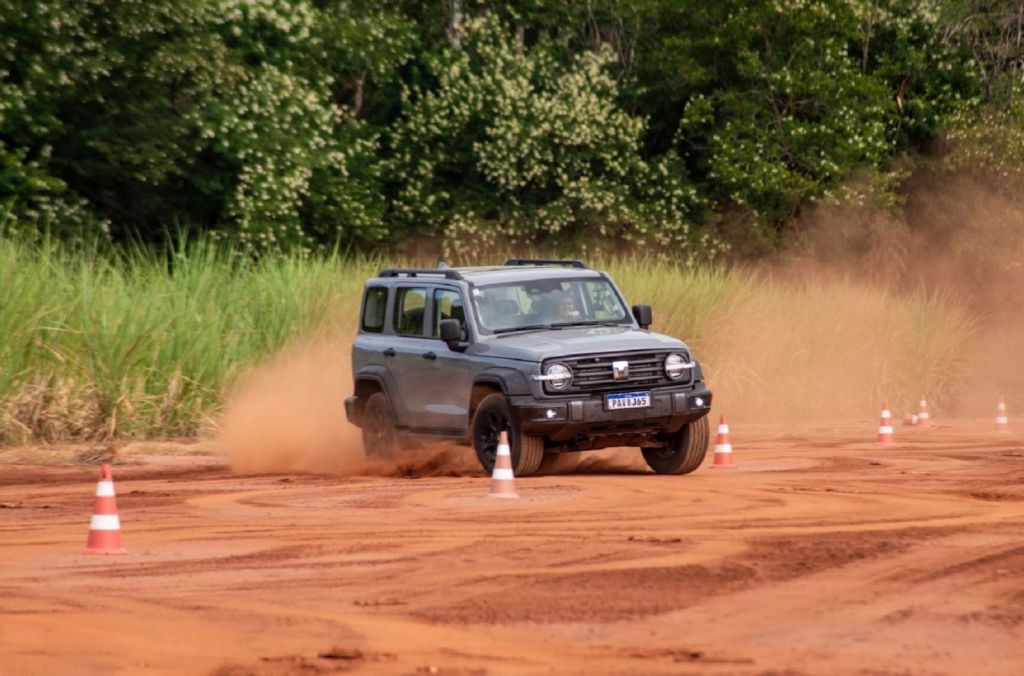 Controle de tração no carro é fundamental para passar em trechos complicados