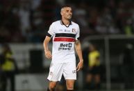 Thiago Galhardo solicita rescisão e cobra valor milionário do Santa Cruz