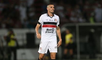 Thiago Galhardo detona SAF do Santa Cruz: "Só aparecem para tirar foto"