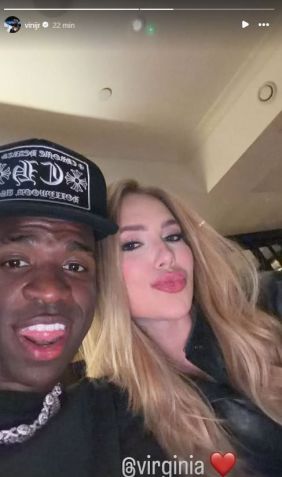 Vini Jr. e Virginia Fonseca juntos em Londres • Instagram/Vini Jr.