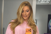 Após ganhar presente de Vini Jr., Virginia usa anéis dados por Zé Felipe