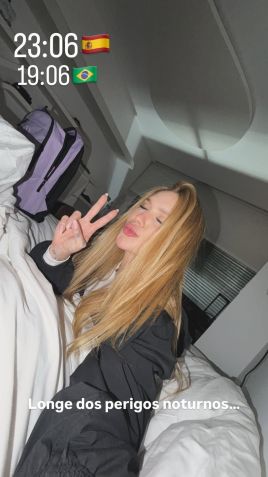 Virginia curte noitada sozinha enquanto Vini Jr. viaja: "Longe dos perigos" • Instagram / Virginia