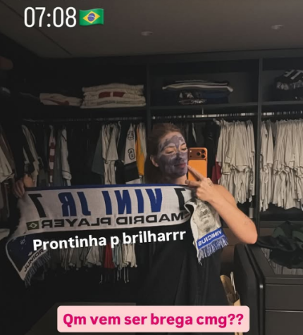 Virginia mostra foto que quer levar ao estádio para torcer por Vini Jr. • Reprodução/Instagram