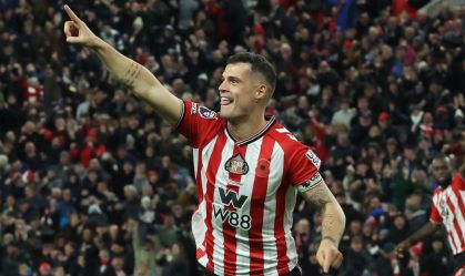 Xhaka marca, e Sunderland empata com Everton na Premier League