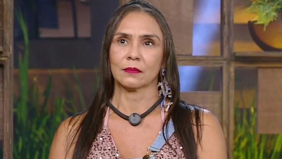 yona-eliminada-a-fazenda1 (1)