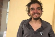 Ex-astro da Nickelondeon nos anos 2000 é visto em novo vídeo nas ruas