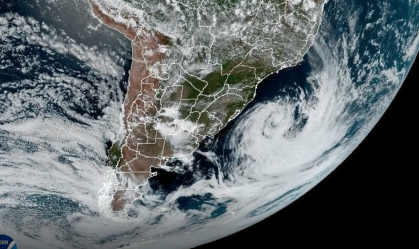 Imagens impressionantes da Nasa mostram tamanho do ciclone no Sul do Brasil