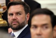 Vance justifica ação do ICE contra menino de cinco anos após prisão do pai