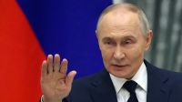 Análise: Putin escolhe “negociar combatendo” ao negar reunião com Zelensky