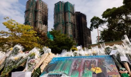 Incêndio em Hong Kong: Corpos foram encontrados em escadas e telhados