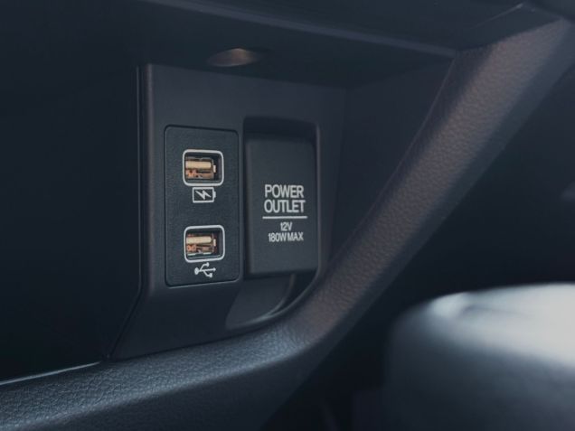 Saídas USB • Rodrigo Barros/CNN