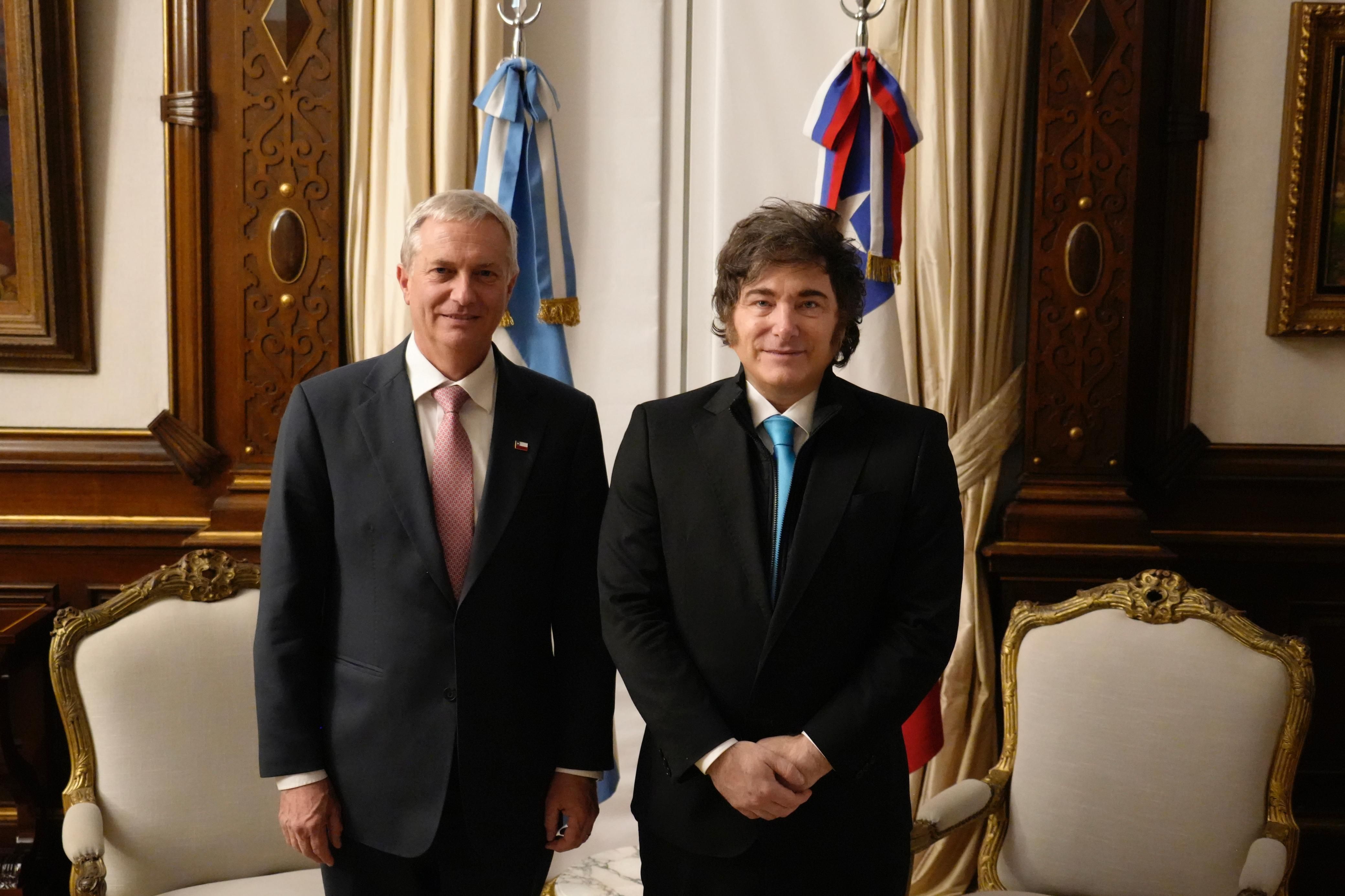 Javier Milei se reúne com José Antonio Kast em Buenos Aires