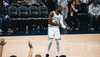 Jaylen Brown amplia sequência de pontos e Celtics vencem os Pacers