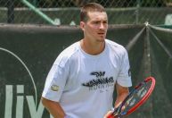 Por que João Fonseca raspou o cabelo antes de jogo contra Alcaraz em Miami