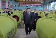 Kim Jong-un sinaliza continuidade no desenvolvimento de mísseis, diz mídia