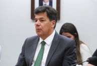 Relator apresenta parecer da PEC da Segurança a líderes nesta terça