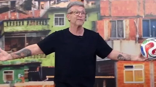 Neto em apresentação do Os Donos da Bola, da Band