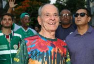 Enredo da escola, Ney Matogrosso vai a ensaio da Imperatriz Leopoldinense