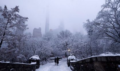 Aeroportos de Nova York têm voos cancelados após tempestade de inverno