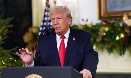 Trump cancela reuniões com Irã até que "assassinato de manifestantes pare"