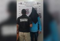 Veja fotos de Silvinei Vasques sendo fichado pela polícia do Paraguai