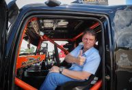 Tarcísio após polêmica com marca de sandália: "Começar 2026 com pé direito"