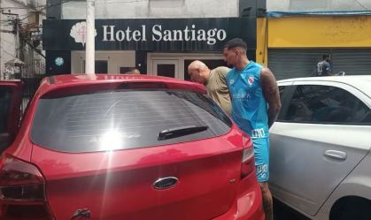 Jogador com passagem pelo Santos é preso por estupro em Salvador