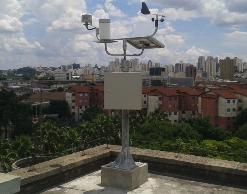 • Estação meteorológica em Santana, zona norte da cidade de São Paulo