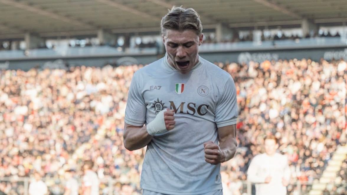 Rasmus Hojlund foi estrela na vitória do Napoli, fora de casa, sobre o Cremonese