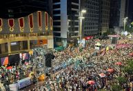 Ano Novo 2026: festas agitam pontos famosos do Brasil