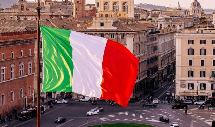 Itália e Polônia orientam cidadãos a deixar o Irã imediatamente