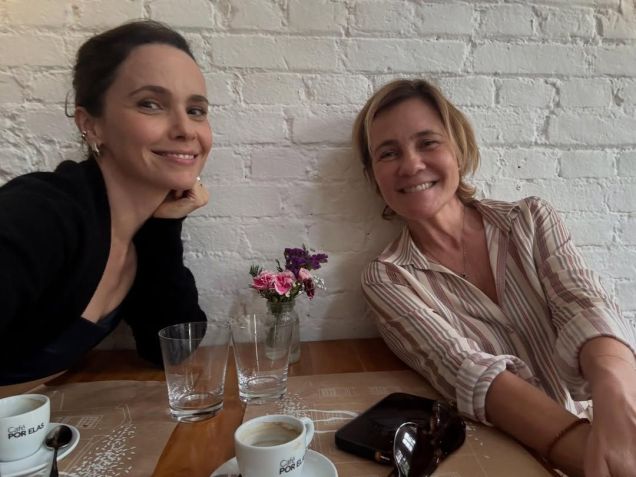 Débora Falabella e Adriana Esteves viveram Rita e Carminha, respectivamente, em "Avenida Brasil" • Débora Falabella/Instagram