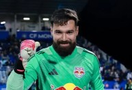 São Paulo contrata Carlos Coronel, brasileiro naturalizado paraguaio