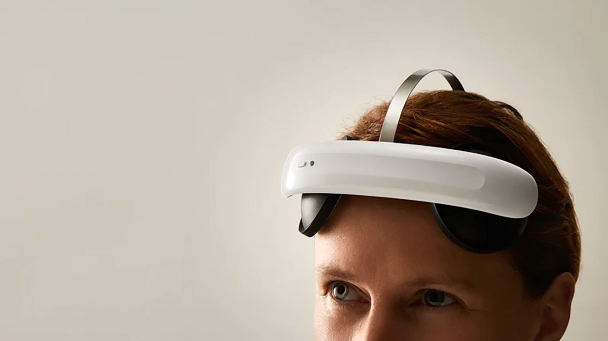 paciente-usando-o-headset-fl-100