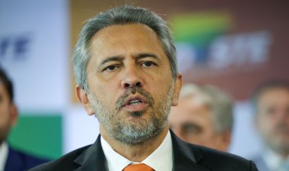 Real Time: avaliação positiva de gestão Elmano (CE) é de 39%; negativa, 27%