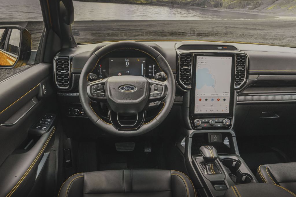 Ford Ranger PHEV: picape chegará flex no Brasil