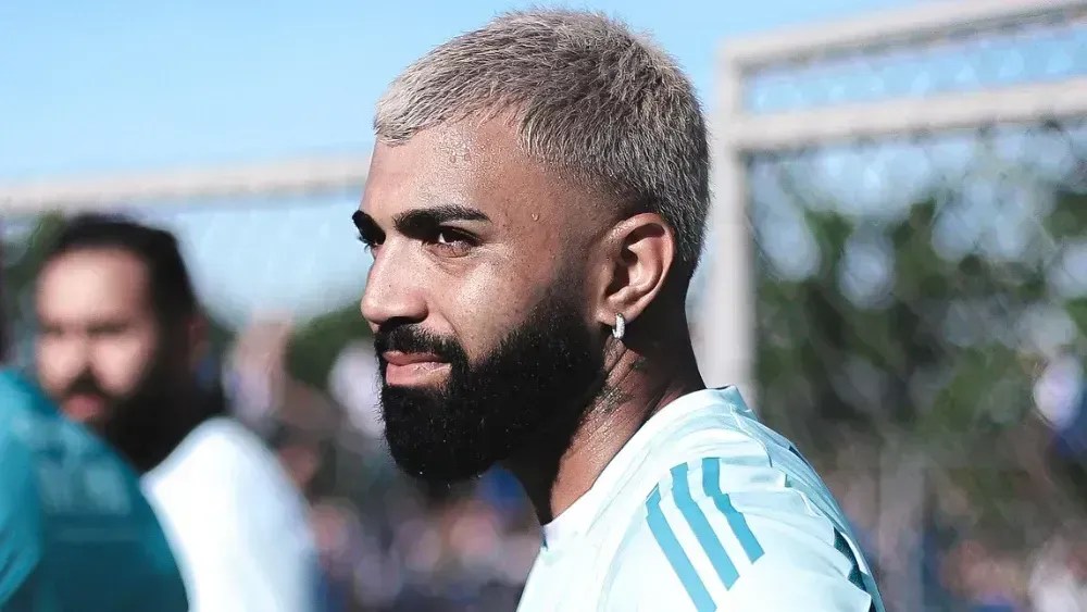 Gabigol perdeu pênalti contra o Corinthians na semifinal da Copa do Brasil